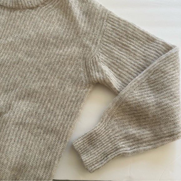 Everlane The Alpaca Crew | XXS | Almond - Picture 9 of 10